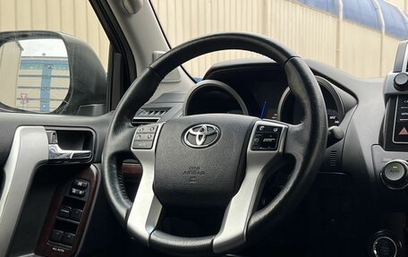 Toyota Land Cruiser Prado 150 рестайлинг 2, 2016 год, 4 200 000 рублей, 14 фотография