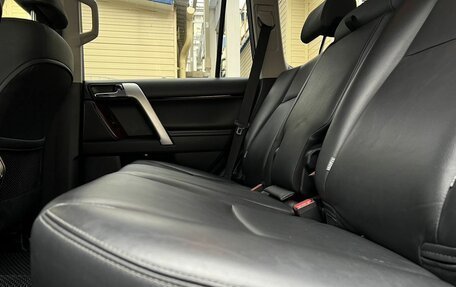 Toyota Land Cruiser Prado 150 рестайлинг 2, 2016 год, 4 200 000 рублей, 24 фотография