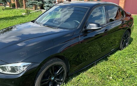 BMW 3 серия, 2017 год, 2 450 000 рублей, 13 фотография