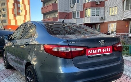 KIA Rio III рестайлинг, 2012 год, 530 000 рублей, 3 фотография