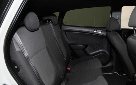 Hyundai Solaris II рестайлинг, 2013 год, 615 000 рублей, 8 фотография