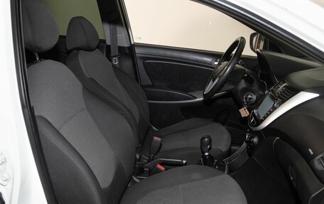 Hyundai Solaris II рестайлинг, 2013 год, 615 000 рублей, 7 фотография