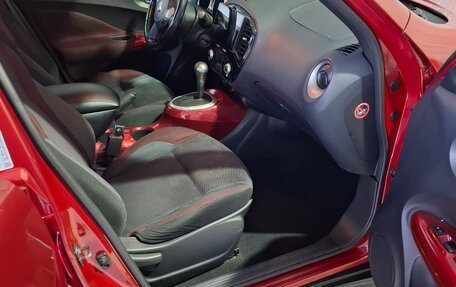 Nissan Juke II, 2013 год, 990 000 рублей, 9 фотография