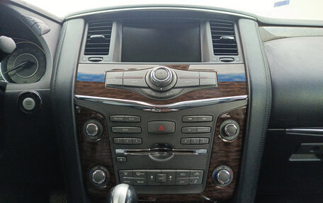 Nissan Patrol, 2011 год, 1 990 000 рублей, 19 фотография