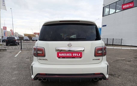 Nissan Patrol, 2011 год, 1 990 000 рублей, 10 фотография