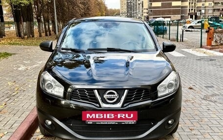Nissan Qashqai, 2011 год, 950 000 рублей, 2 фотография