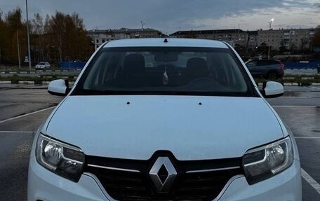 Renault Logan II, 2020 год, 530 000 рублей, 11 фотография