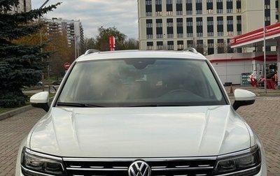 Volkswagen Tiguan II, 2020 год, 3 800 000 рублей, 1 фотография