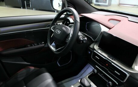Geely Coolray I, 2024 год, 2 100 000 рублей, 10 фотография