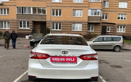 Toyota Camry, 2019 год, 2 350 000 рублей, 5 фотография