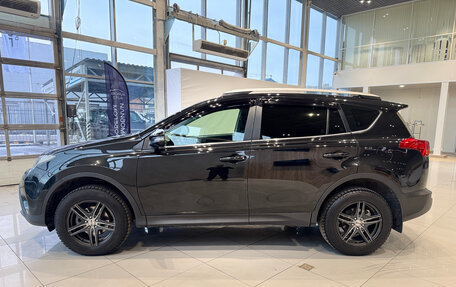 Toyota RAV4, 2015 год, 1 770 000 рублей, 2 фотография