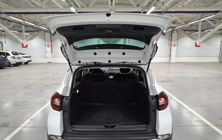 Renault Kaptur I рестайлинг, 2017 год, 1 533 000 рублей, 10 фотография