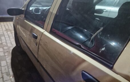 Fiat Punto III Punto Evo рестайлинг, 2000 год, 240 000 рублей, 4 фотография