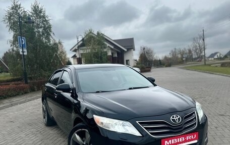 Toyota Camry, 2010 год, 1 155 000 рублей, 2 фотография