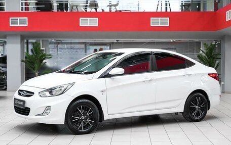 Hyundai Solaris II рестайлинг, 2012 год, 799 000 рублей, 1 фотография