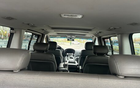 Hyundai Grand Starex Grand Starex I рестайлинг 2, 2011 год, 1 700 000 рублей, 7 фотография