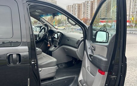 Hyundai Grand Starex Grand Starex I рестайлинг 2, 2011 год, 1 700 000 рублей, 9 фотография