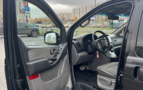 Hyundai Grand Starex Grand Starex I рестайлинг 2, 2011 год, 1 700 000 рублей, 8 фотография