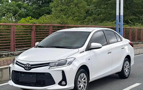 Toyota Vios III, 2022 год, 1 140 000 рублей, 1 фотография