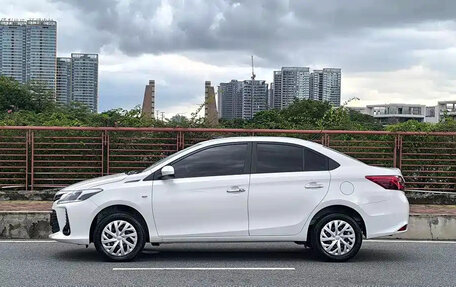 Toyota Vios III, 2022 год, 1 140 000 рублей, 9 фотография