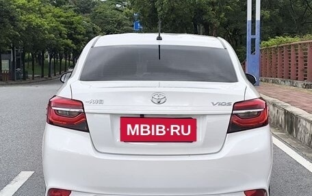 Toyota Vios III, 2022 год, 1 140 000 рублей, 6 фотография