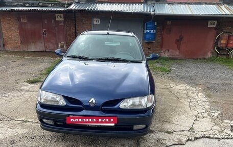 Renault Megane II, 1998 год, 590 000 рублей, 2 фотография