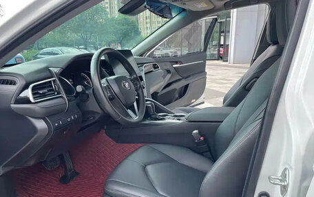 Toyota Camry, 2021 год, 2 380 000 рублей, 20 фотография