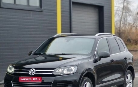 Volkswagen Touareg III, 2011 год, 2 130 000 рублей, 1 фотография