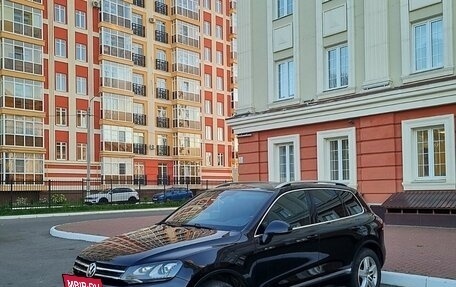 Volkswagen Touareg III, 2011 год, 2 130 000 рублей, 2 фотография