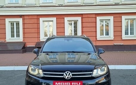 Volkswagen Touareg III, 2011 год, 2 130 000 рублей, 3 фотография