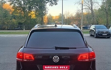 Volkswagen Touareg III, 2011 год, 2 130 000 рублей, 7 фотография