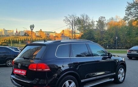 Volkswagen Touareg III, 2011 год, 2 130 000 рублей, 6 фотография