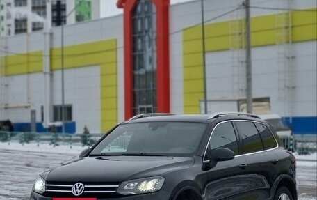Volkswagen Touareg III, 2011 год, 2 130 000 рублей, 28 фотография