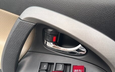 Toyota RAV4, 2010 год, 1 650 000 рублей, 16 фотография