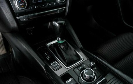 Mazda 6, 2018 год, 1 900 000 рублей, 12 фотография