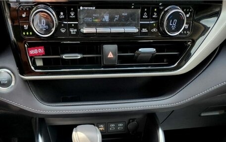 Toyota Highlander, 2025 год, 6 490 000 рублей, 9 фотография