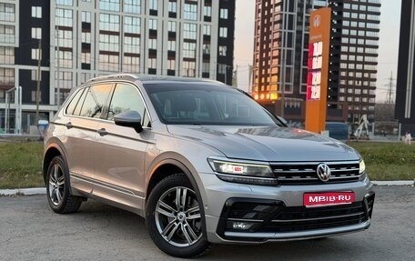 Volkswagen Tiguan II, 2018 год, 2 399 000 рублей, 1 фотография