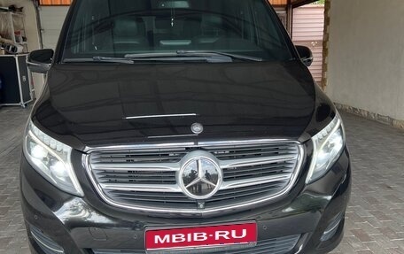 Mercedes-Benz V-Класс, 2017 год, 4 450 000 рублей, 1 фотография