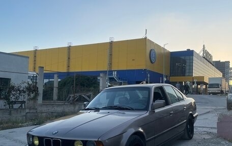 BMW 5 серия, 1990 год, 450 000 рублей, 7 фотография