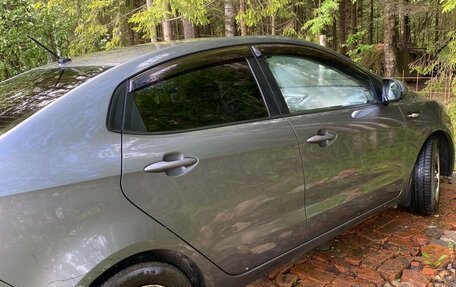 KIA Rio III рестайлинг, 2013 год, 750 000 рублей, 2 фотография