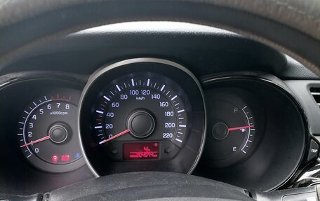 KIA Rio III рестайлинг, 2013 год, 750 000 рублей, 7 фотография