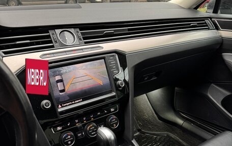 Volkswagen Passat B8 рестайлинг, 2017 год, 1 550 000 рублей, 10 фотография