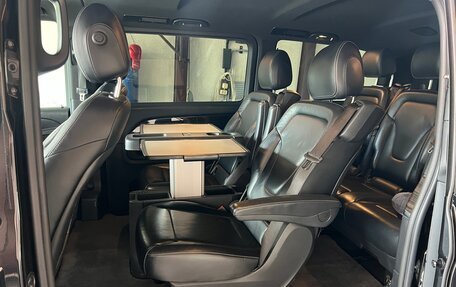 Mercedes-Benz V-Класс, 2017 год, 4 450 000 рублей, 17 фотография