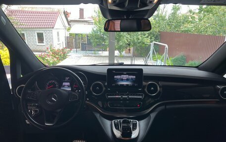 Mercedes-Benz V-Класс, 2017 год, 4 450 000 рублей, 14 фотография