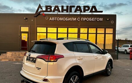 Toyota RAV4, 2019 год, 2 700 000 рублей, 6 фотография