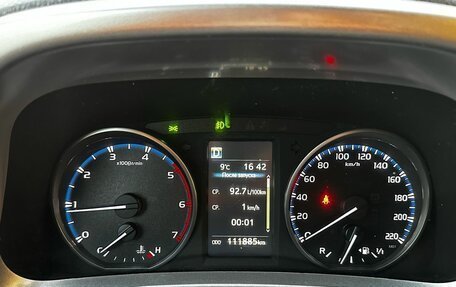 Toyota RAV4, 2019 год, 2 700 000 рублей, 15 фотография