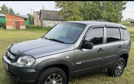 Chevrolet Niva I рестайлинг, 2013 год, 660 000 рублей, 2 фотография
