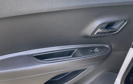 Chevrolet Trax, 2020 год, 1 370 000 рублей, 5 фотография