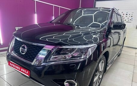 Nissan Pathfinder, 2015 год, 2 000 000 рублей, 2 фотография