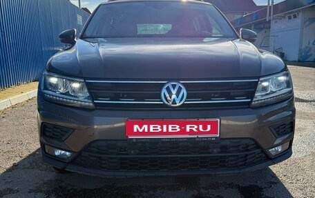 Volkswagen Tiguan II, 2019 год, 3 150 000 рублей, 1 фотография